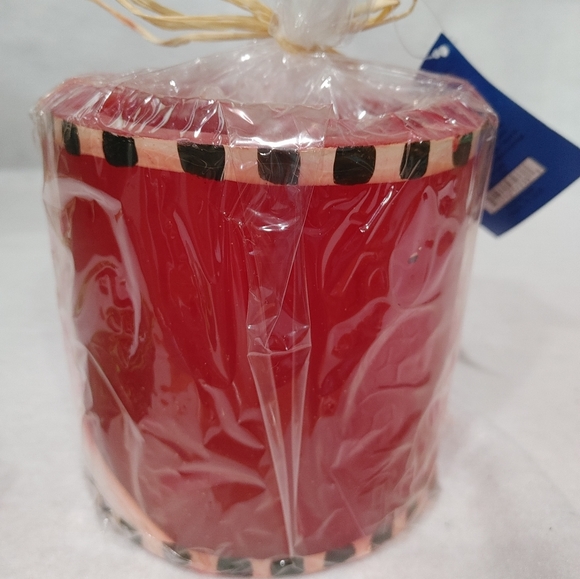 ☃️ Let It Snow Hand-Painted Luminaria - Picture 2 of 4